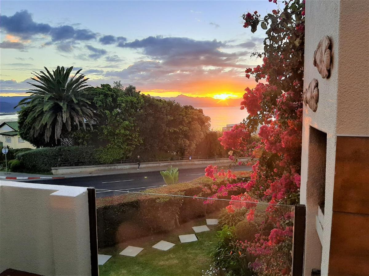 Arrowood 2 Lägenhet Plettenberg Bay Exteriör bild